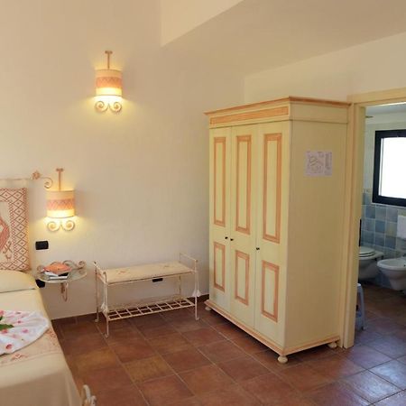 Hotel Altura Villasimius Zewnętrze zdjęcie