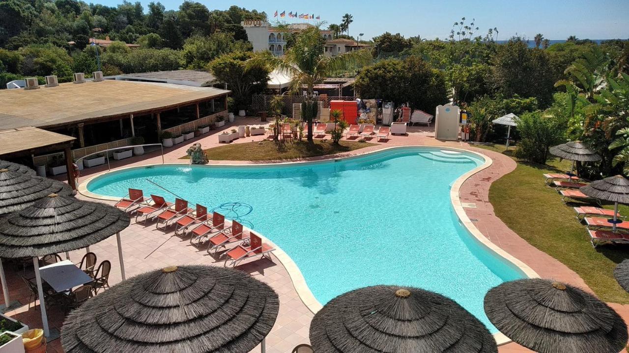 Hotel Altura Villasimius Zewnętrze zdjęcie