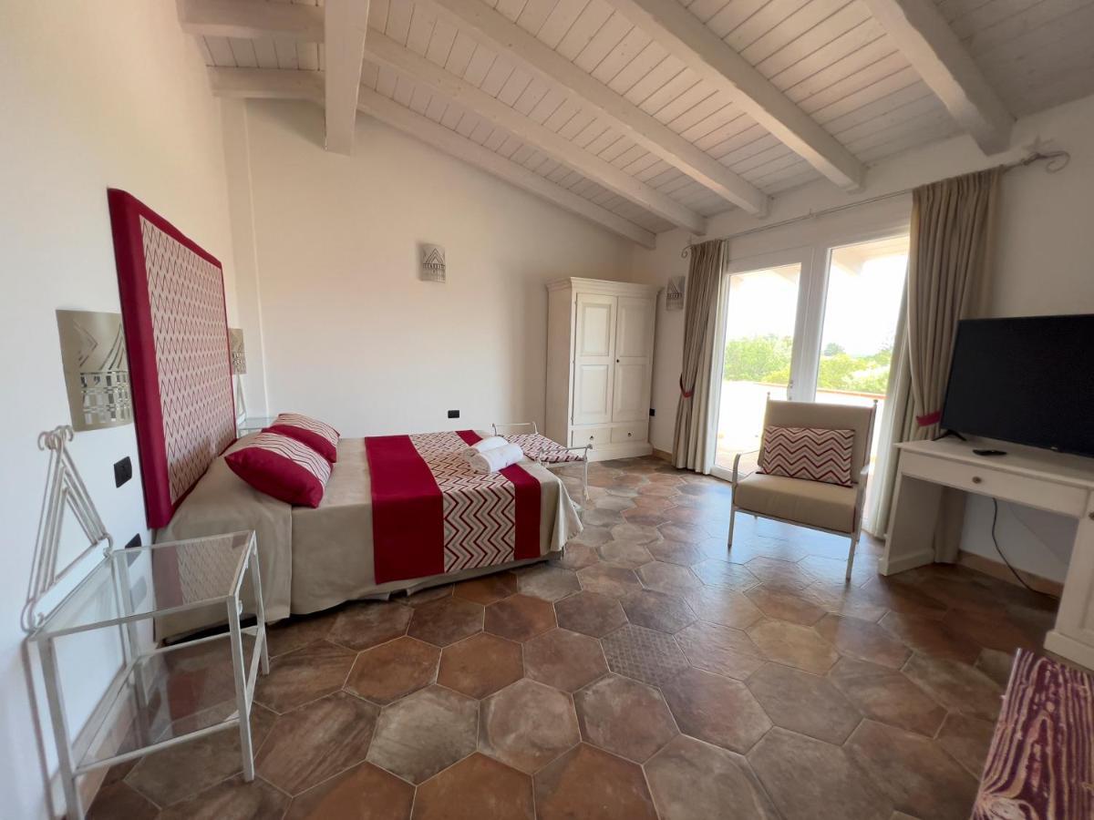 Hotel Altura Villasimius Zewnętrze zdjęcie