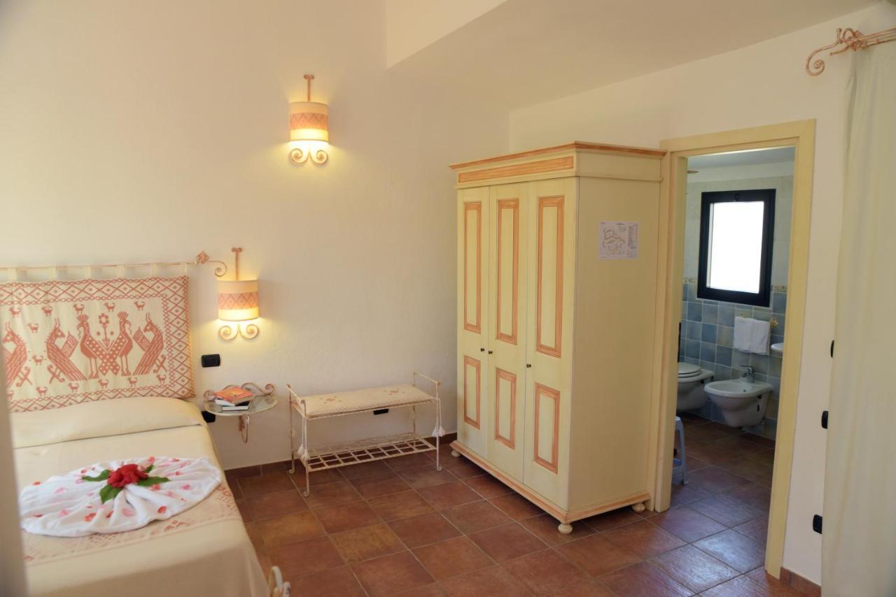 Hotel Altura Villasimius Zewnętrze zdjęcie